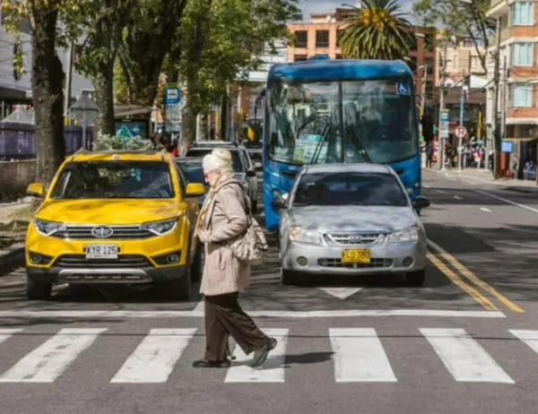 Bogotá abre convocatoria para reconocer iniciativas que transforman la movilidad con enfoque de género  