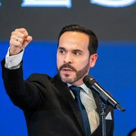 El estratega político Carlos Suárez rompió el silencio con Vanessa de la Torre y confesó el momento más crítico del balotaje definitivo en Colombia.