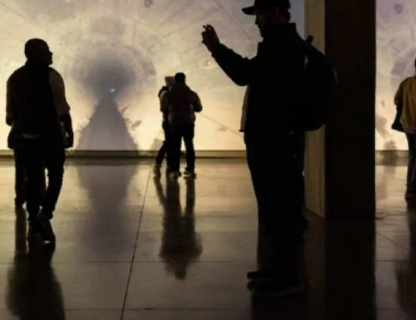 Galería Santa Fe en Bogotá abre visitas multisensoriales en el marco de la exposición Katabasis: asiste hasta el 16 de agosto 