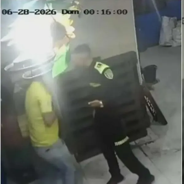 Policía le habría disparado a hombre dentro de casa en Bogotá: qué pasó