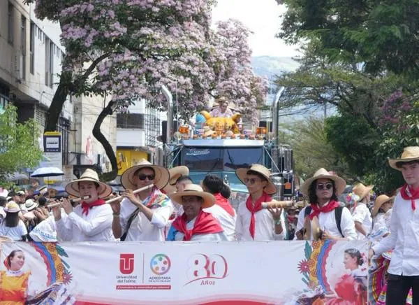 La Universidad del Tolima brilló en el Desfile Nacional del Folclor