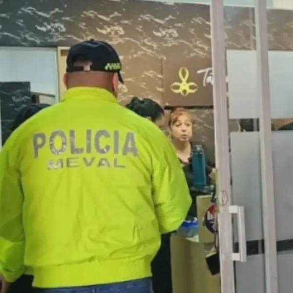 Cayó mujer señalada de estafar a 28 personas con falsos planes turísticos: se robó 300 millones de pesos