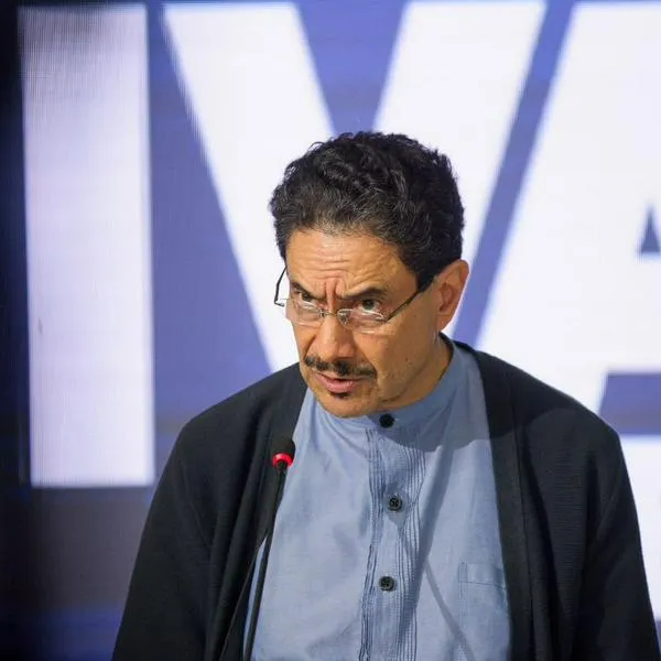 Iván Cepeda respondió con dureza a las críticas del gobierno electo y de los medios, ratificando la legitimidad de su propuesta de desobediencia. 