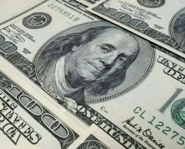 Dólar inició la jornada por debajo de $3.400 y mantuvo su tendencia bajista