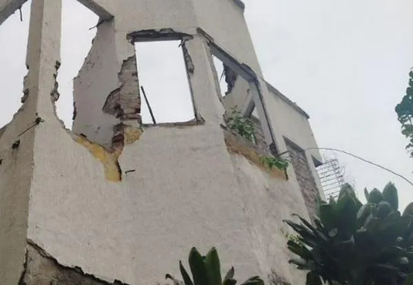 Abandono de inmueble en Granada genera preocupación entre residentes y comerciantes