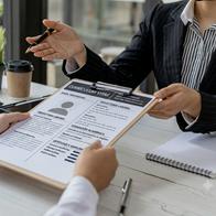 Hay una habilidad que está pesando cada vez más al momento de contratar y ascender en las empresas. Aquí te contamos los detalles. 