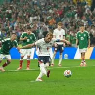 Harry Kane haciendo su gol de penalti contra México, en la victoria de Inglaterra por el Mundial 2026