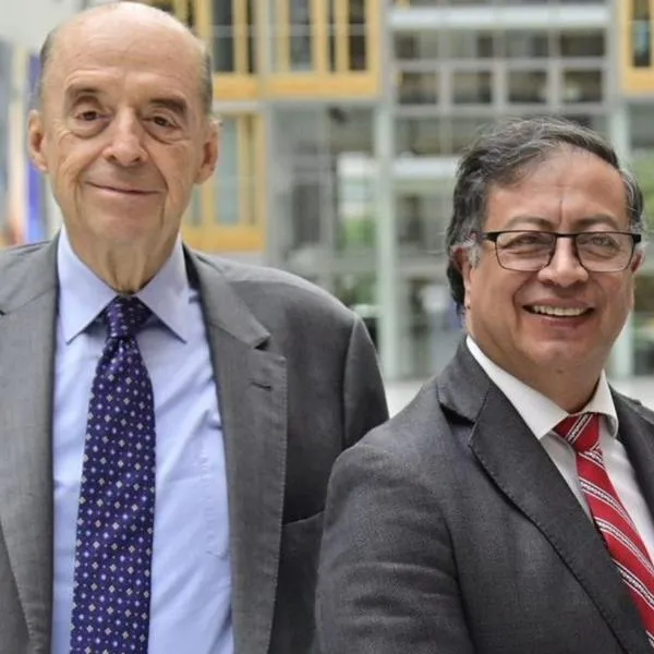 El excanciller Álvaro Leyva envió una contundente carta abierta a Gustavo Petro acusándolo de sabotear el empalme con Abelardo De La Espriella. 