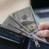 Dólar hoy en Colombia sigue cayendo y empieza a acercarse a los 3.300 pesos