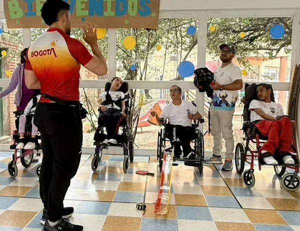 Bogotá impulsa el deporte paralímpico para fortalecer la inclusión de la niñez con discapacidad en los Los Mártires 