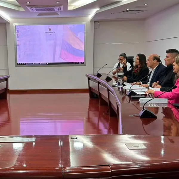 Conozca los detalles y las movidas secretas detrás de la suspensión del empalme entre Gustavo Petro y Abelardo De la Espriella. 