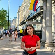 La embajadora Laura Sarabia fue vista almorzando en un reconocido restaurante de Bogotá, desatando un fuerte debate en Blu Radio. 
