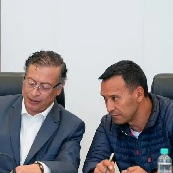 El ministro de Defensa, Pedro Sánchez, garantizó que la fuerza pública respetará la Constitución en transición hacia gobierno de Abelardo De la Espriella.