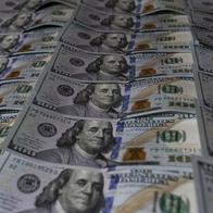 Dólar en Colombia se desploma a $ 3.239 impulsado por apetito de riesgo y flujos de portafolio