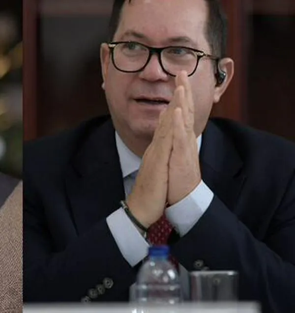 Lara y García abren la puerta al Congreso para posesionar al presidente en base militar
