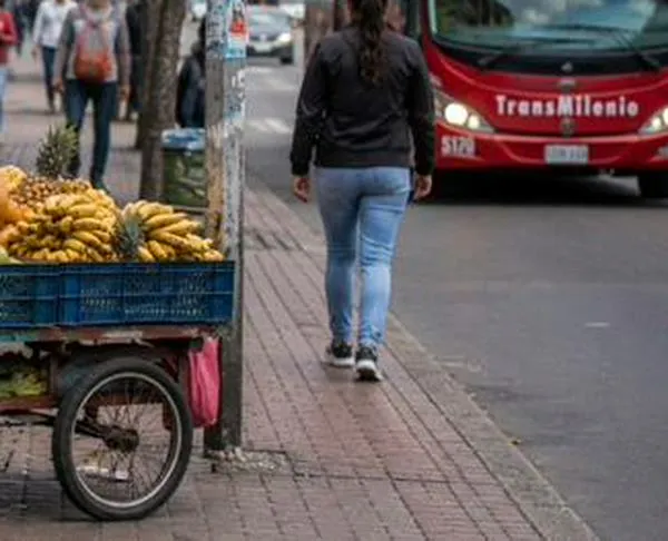 Bogotá redujo la informalidad, pero cerca de 1,5 millones de personas aún viven del rebusque