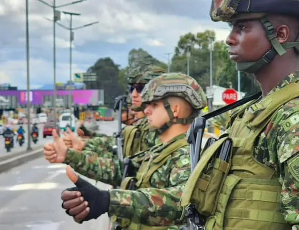 Ejército Nacional fortalece la seguridad en las vías de Bogotá y Cundinamarca durante el puente festivo 
