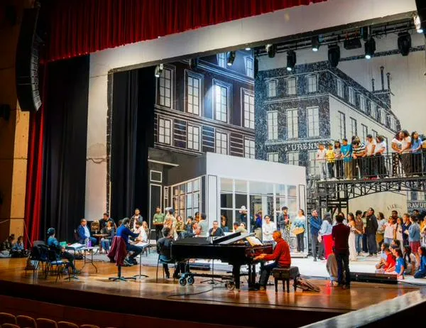 La juventud rebelde de París llega a Bogotá con 'La boheme' de Giacomo Puccini en Teatro Julio Mario 