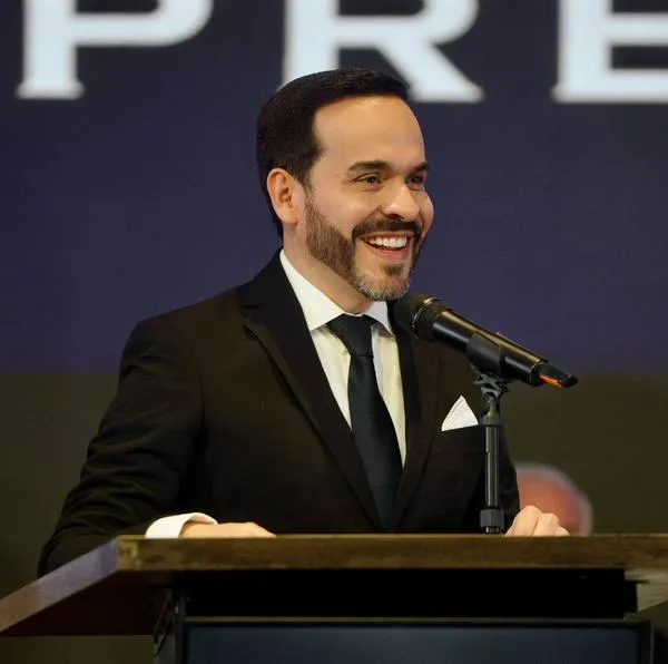 Pedro Viveros, analista de Voz Populi, explica por qué no habría consecuencias si Gustavo Petro no reconoce a Abelardo de la Espriella. 
