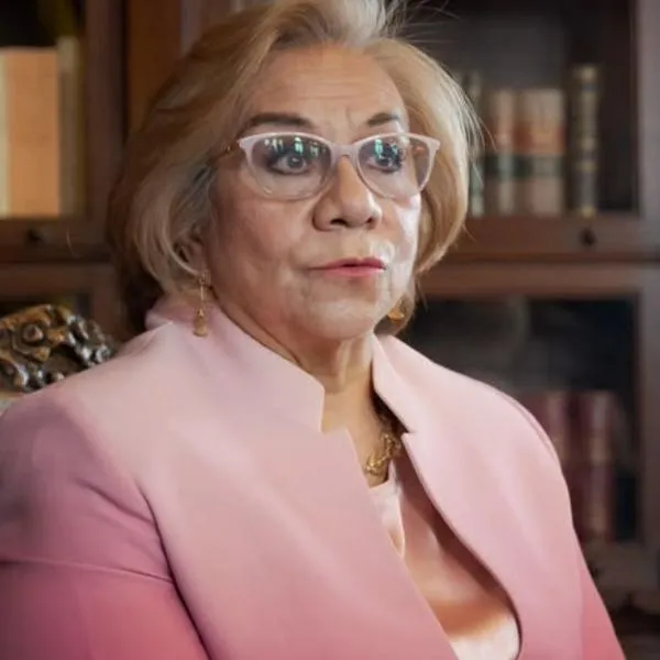 ¿Por qué la canciller Rosa Villavicencio está en el sindicato de la cartera?