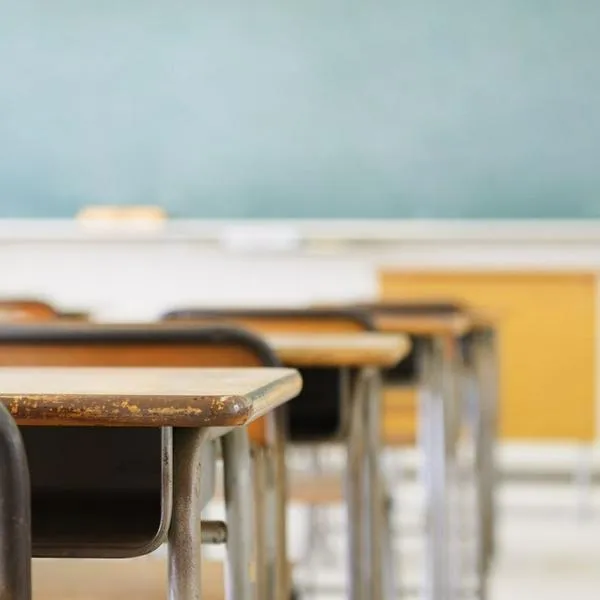 Revelan supuesta razón por la cuál menor llevó arma a su colegio de Bogotá
