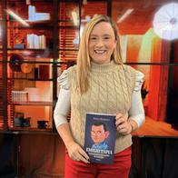 Paola Herrera explica cómo funciona la corrupción en Colombia en su libro