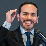 Abelardo de la Espriella recibió pedido de niños para ir al mundial de robótica