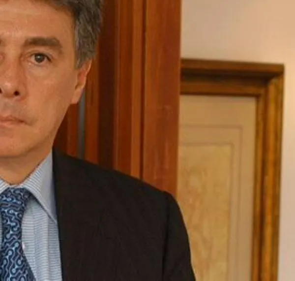 Corte Suprema confirma condena contra Carlos Albornoz, exdirector de la DNE, por desfalco