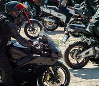 Caos para llegar al aeropuerto El Dorado por bloqueos de motociclistas