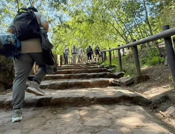 Haz ejercicio al aire libre en el puente festivo: sube por el sendero de Monserrate este domingo 19 y lunes 20 de julio 