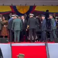 Cúpular militar se paró y no escuchó el último discurso de Petro el 20 de Julio