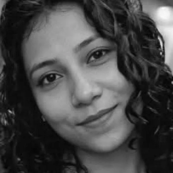 María Alejandra fue asesinada en su casa; su ex la habría atacado y dejó un niño