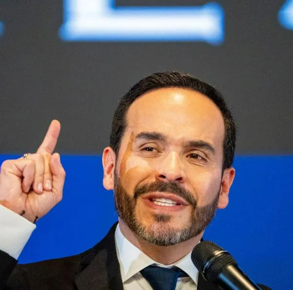 El presidente electo Abelardo De La Espriella se pronunció sobre la elección de Honorio Henríquez como presidente del Senado. 