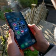 El Gobierno expidió el Decreto 0769 de 2026 que fija nuevas y estrictas reglas para plataformas digitales, colegios y familias. 