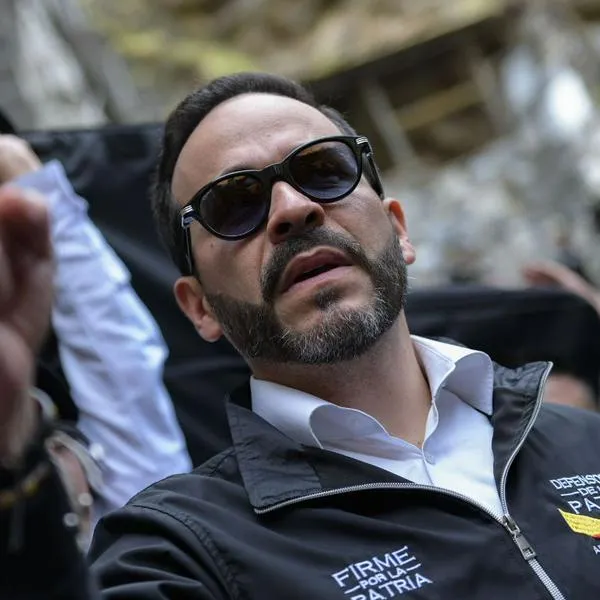 Una alerta de inteligencia reveló un presunto plan del ELN y disidencias para atentar contra el presidente electo Abelardo De La Espriella. 