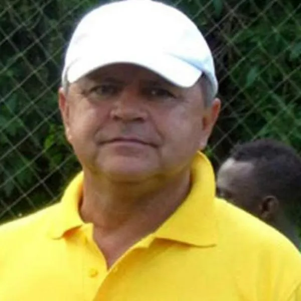 Quién era Óscar Aristizábal, el extécnico de Medellín que murió en entrenamiento