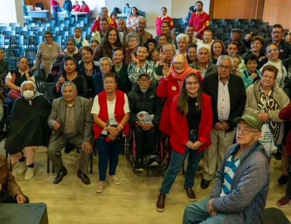 Bogotá impulsa el bienestar de personas mayores con talleres de desarrollo humano en Tunjuelito durante julio  