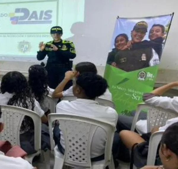 Nuevo decreto obliga a plataformas y colegios a reforzar la protección de menores en internet