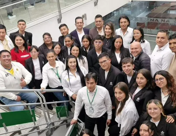 Bogotá fortalece el empleo juvenil con nuevo Centro de Contacto SENA para más de 400 aprendices en Fontibón 