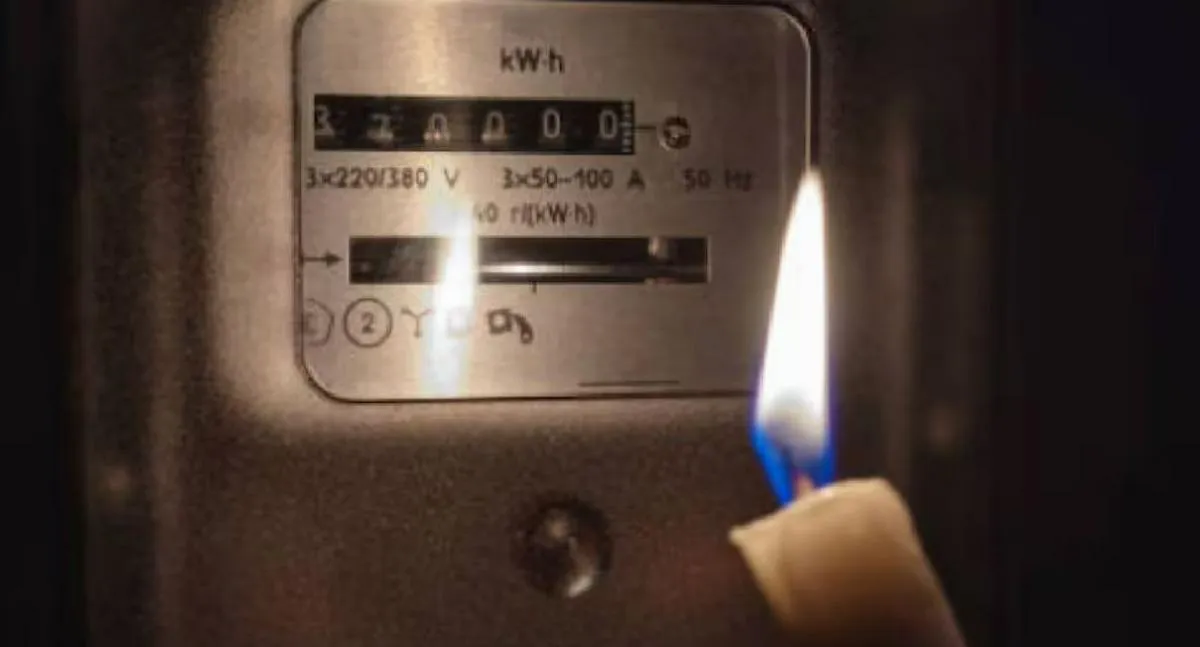 Fuertes lluvias en Bogotá y Cundinamarca generan cierres viales como el de la Transversal del Sisga, fallas eléctricas y emergencias reportadas.