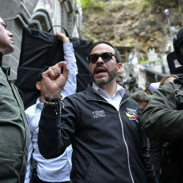 El periodista Néstor Morales reveló detalles sobre las opciones que analiza la organización de Abelardo De La Espriella para el lugar de su posesión. 