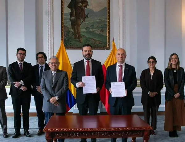 Alcalde Galán firma alianza histórica con la Corte Suprema para fortalecer la atención en Comisarías de Familia 