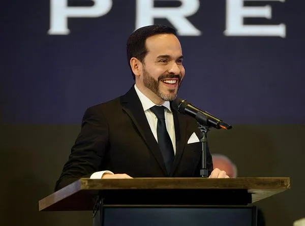 Abelardo de la Espriella confirma nuevos cargos