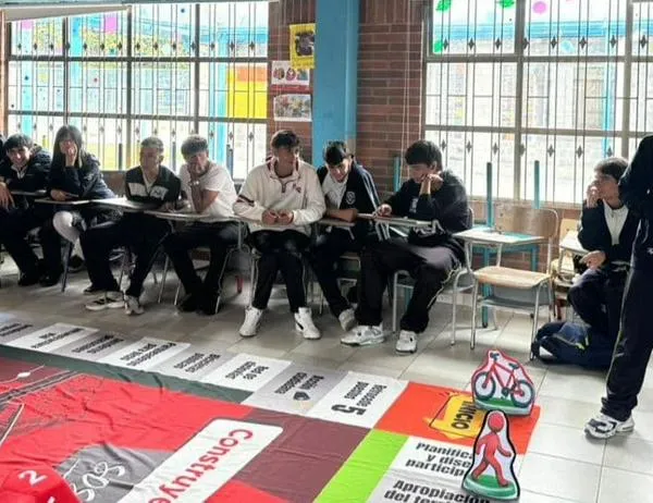 Estudiantes del colegio San Rafael IED fortalecen la cultura ciudadana junto a la Línea 1 del Metro de Bogotá 