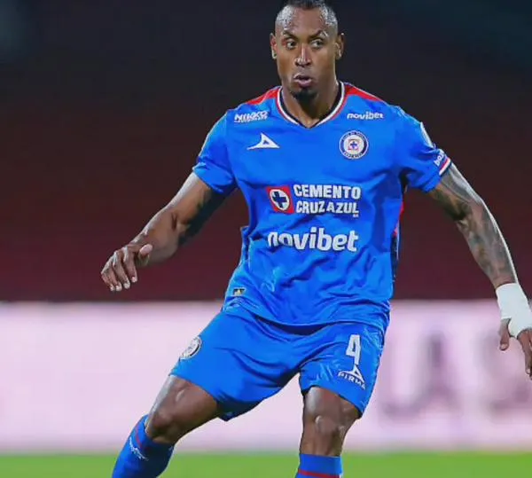 DT de Cruz Azul resaltó el "compromiso y sacrificio" de Willer Ditta, luego de nuevo título