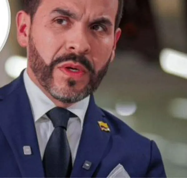 “Pulgas insignificantes”: el mensaje de De la Espriella tras su choque con el Centro Democrático