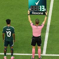 Regla pérdida de tiempo fútbol inglés: sanciona a arqueros lesionados