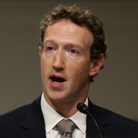 Mark Zuckerberg advierte riesgos de concentrar poder de inteligencia artificial