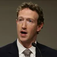 Mark Zuckerberg advierte riesgos de concentrar poder de inteligencia artificial