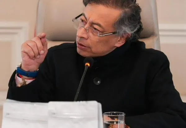 Contraloría advierte riesgos fiscales por contratación del Gobierno Petro